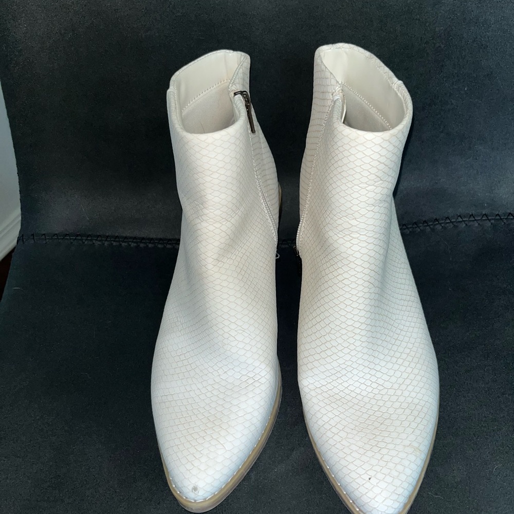 Women’s ankle boot